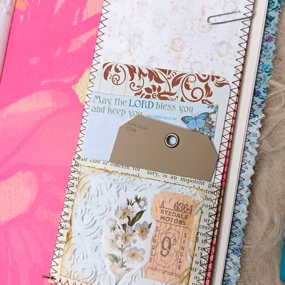 Rustic Farmhouse Junk Journal A - Picture 10 of 12